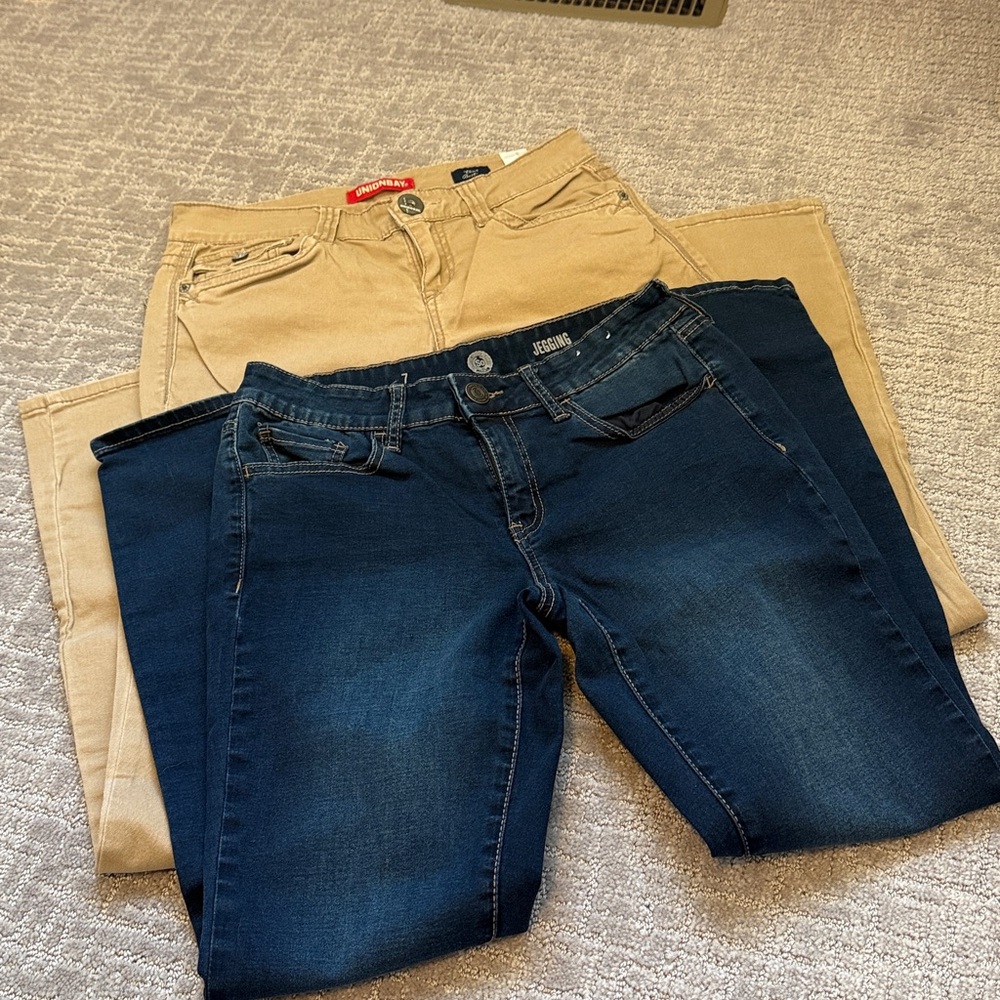 Unionbay Khakis and SO Jeggings - Picture 2 of 4
